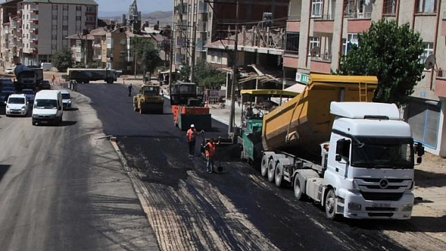 ASFALT SERİMİNE BAŞLANILDI