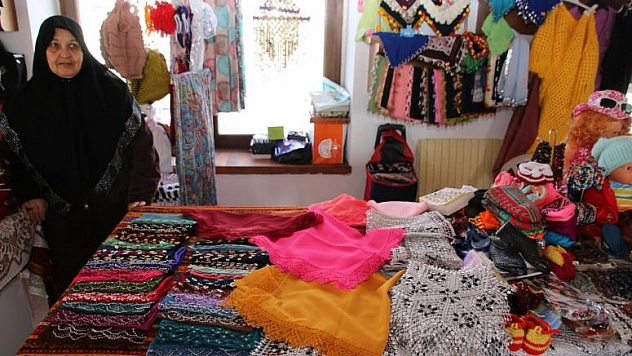 ELAZIĞLI HANIMLAR, GELENEĞİ YAŞATIYOR VE KAZANIYOR 