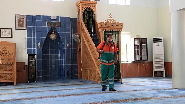 ELAZIĞ'DA CAMİLER GÜL KOKUYOR 