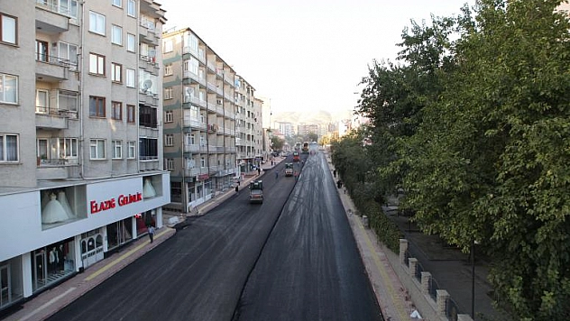 NECDET DOĞAN CADDESİ ALTI ŞERİDE ÇIKARILDI