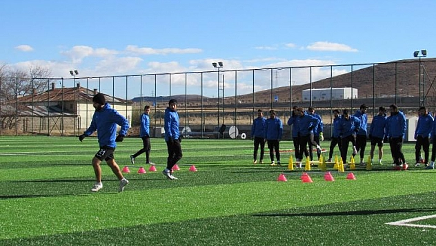 BELEDİYESPOR TOPBAŞI YAPTI