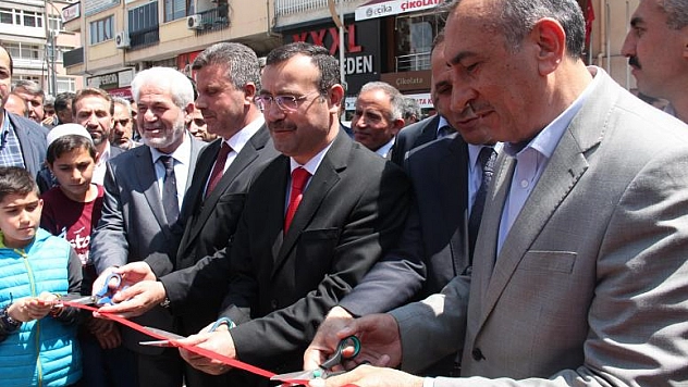 YETİM ÇOCUKLAR İÇİN KERMES AÇILDI