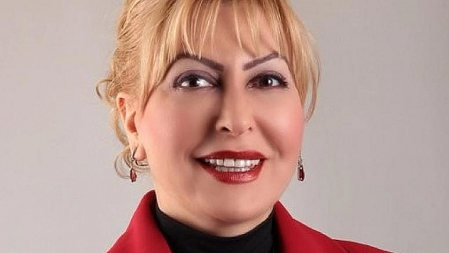 PROF. DR. YASEMİN AÇIK, VARTAŞ ELAZIĞSPOR'A 200 BİN TL MADDİ DESTEKTE BULUNDU