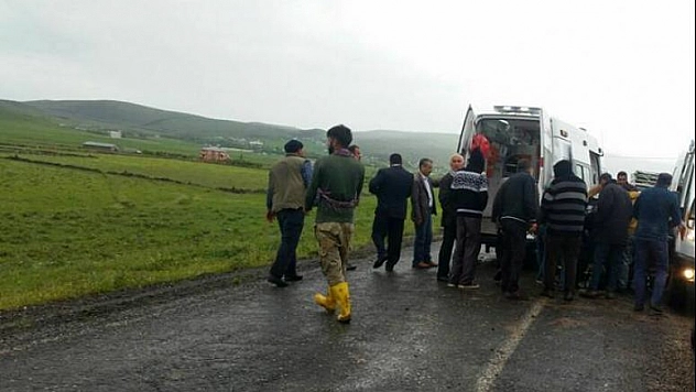 ELAZIĞ'DA TRAFİK KAZASI: 2 YARALI