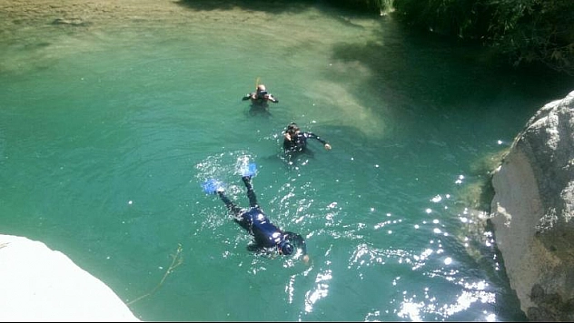 ELAZIĞ AFET VE ACİL DURUM SU ALTI EKİPLERİ ARAMAYA DEVAM EDİYOR