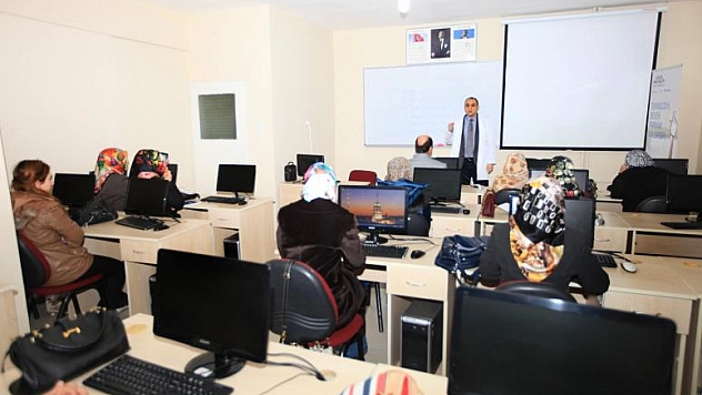 ELAZIĞ BELEDİYESİ'NDEN ÜCRETSİZ BİLGİSAYAR KURSU