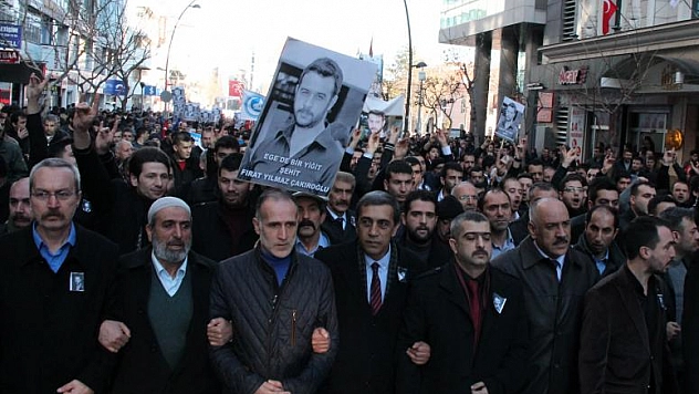 ELAZIĞ FIRAT İÇİN YÜRÜDÜ