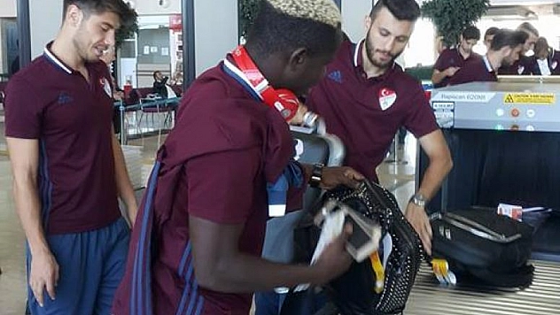 Gakgoş 22 futbolcuyla gitti!