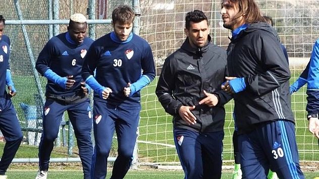 KAMP BİTTİ, ELAZIĞSPOR İSTANBUL'DA