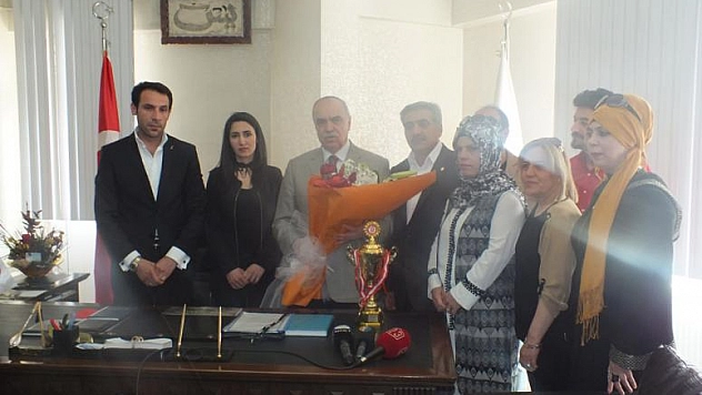 Elazığlı Bayan Kuaförden Büyük Başarı  