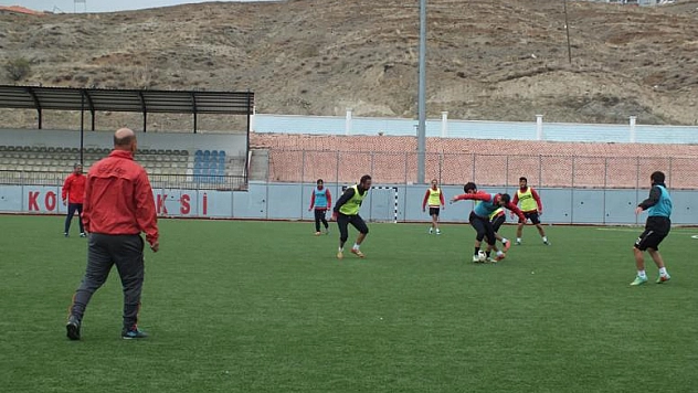 Elaziz Belediyespor, Belen Belediyespor Maçının Hazırlıklarını Sürdürdü