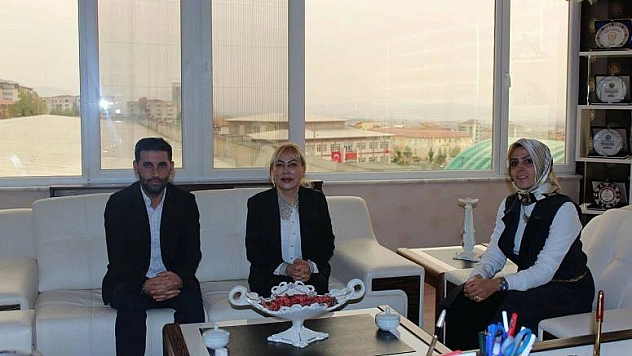 ELİKAD BAŞKANI  PROF.DR.YASEMİN AÇIK'A ZİYARET