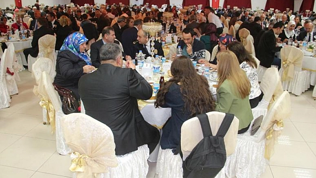 EMNİYET MENSUPLARI ŞEHİT AİLELERİ VE GAZİLERLE BİR ARAYA GELDİ