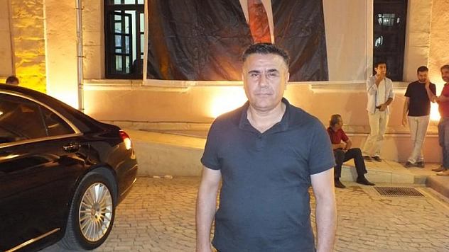 Erdoğan Mat Olursa  İslam Coğrafyası Mat Olur ! 