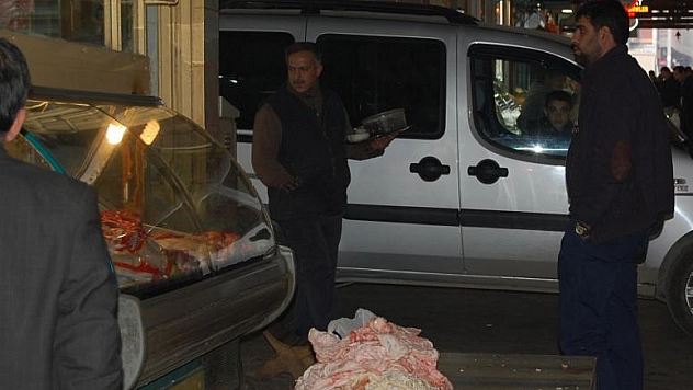 HALKIN SAĞLIĞI İLE OYNAMAYA NE HAKKINIZ VAR?