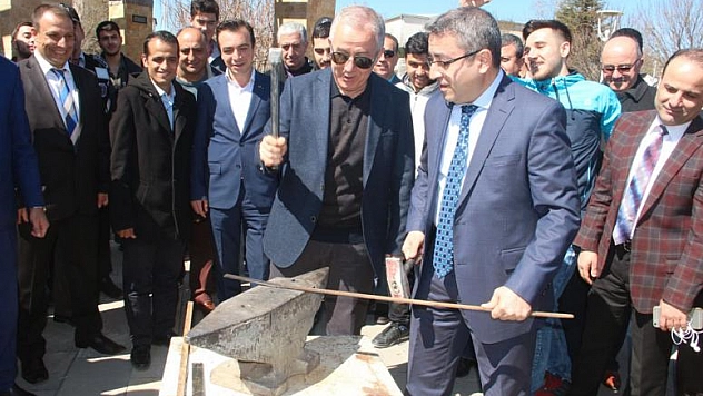 FIRAT ÜNİVERSİTESİ'NDE NEVRUZ BAYRAMI KUTLANDI