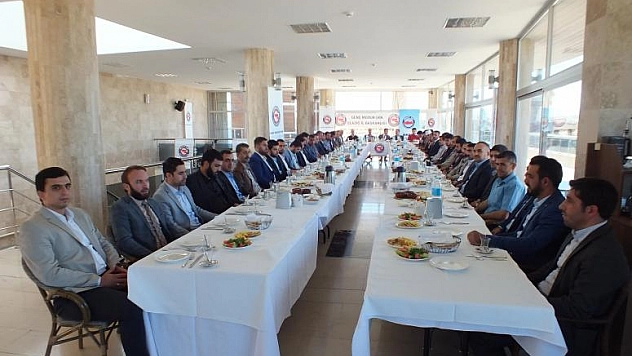 Genç STK Temsilcileri Kahvaltıda Buluştu 