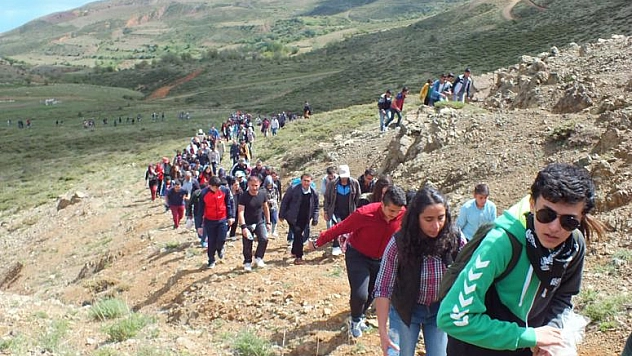 Hazarbaba'da Dağ ve Doğa Yürüyüşü Yapıldı