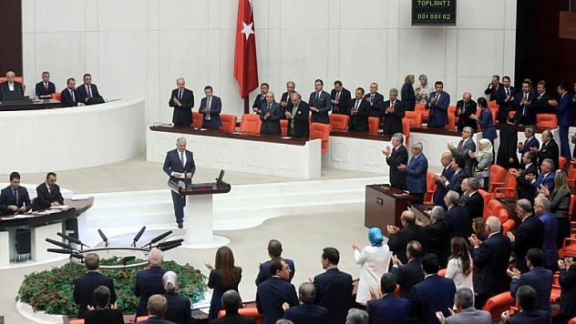 65. HÜKÜMET GÜVENOYU ALDI