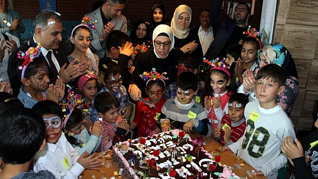 İHH DEZAVANTAJLI ÇOCUKLARI TOPLUMA KAZANDIRMA ETKİNLİĞİ DÜZENLEDİ