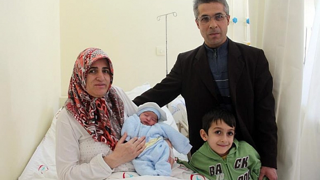 İLK DOĞUM GÜNÜNÜ 4 YIL SONRA KUTLAYACAK