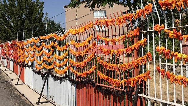 KIŞ HAZIRLIĞI OKUL DUVARLARINI SÜSLEDİ