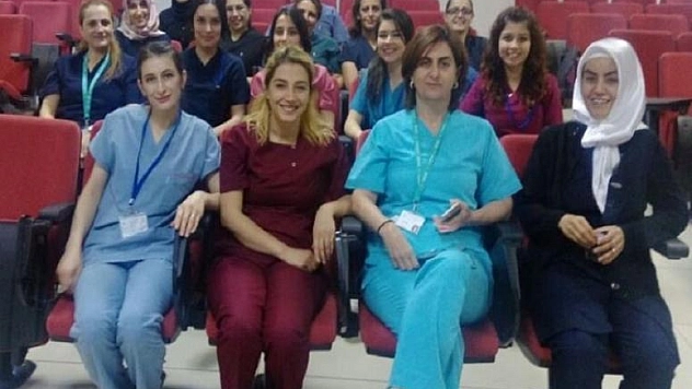 HEMŞİRELER SERTİFİKALARINI ALDI