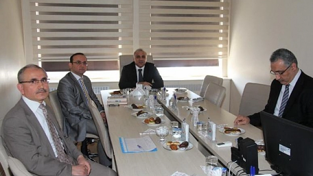 Vali Zorluoğlu Kamu Hastaneleri Birliğini Ziyaret Etti