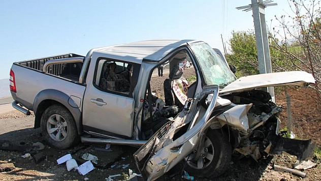 TRAFİK KAZASI:1 ÖLÜ 