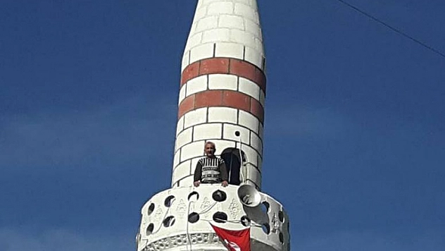 CAMİ, 45 YIL SONRA MİNAREYE KAVUŞTU