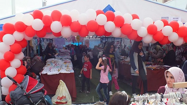 KERMES YOĞUN İSTEK ÜZERİNE İKİ GÜN UZATILDI 