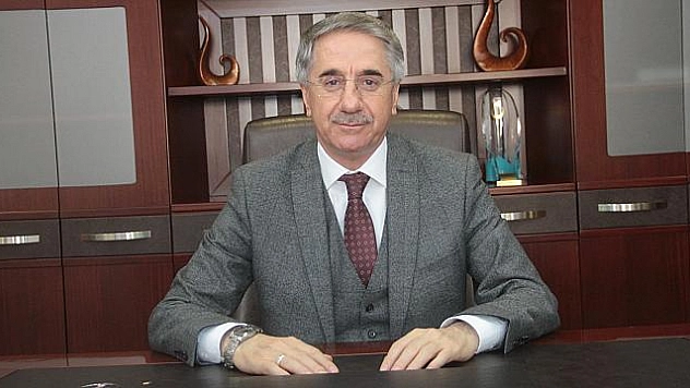 TÜRK SİYASİ TARİHİNE DAMGA VURAN İSİMLER BULVARDA KESİŞİYOR