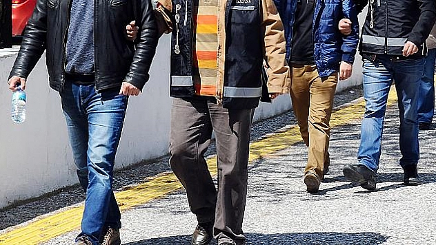 35 MUVAZZAF HAKKINDA GÖZALTI KARARI