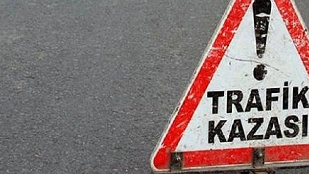 TRAFİK KAZASI: 1 ÖLÜ, 4 YARALI