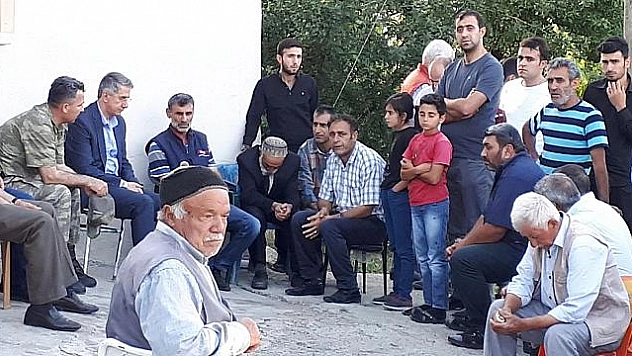 YANILMAZ, YARALI UZMAN ÇAVUŞUN AİLESİNİ ZİYARET ETTİ 