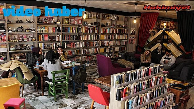 Kitap okumayı sevdiren mekan 'Kitap Kafe'