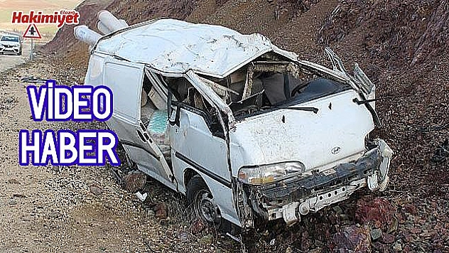 Panelvanın takla atması sonucu 3 kişi yaralandı