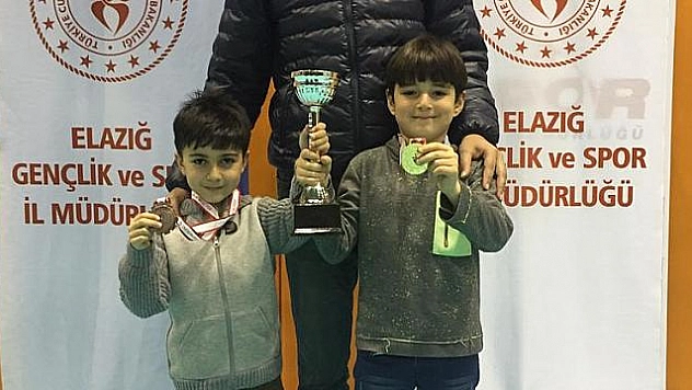 ÇANAKKALE ŞEHİTLERİNİ ANMA SATRANÇ TURNUVASI SONUÇLANDI