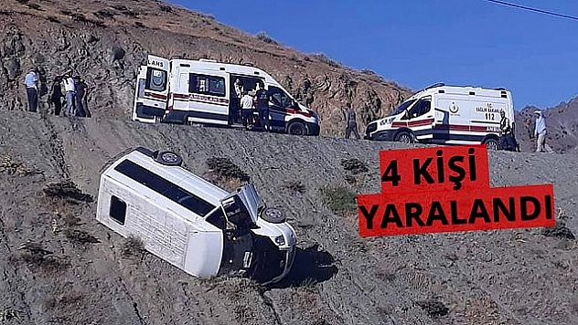 PALU'DA KÖY MİNİBÜSÜ ŞARAMPOLE DEVRİLDİ