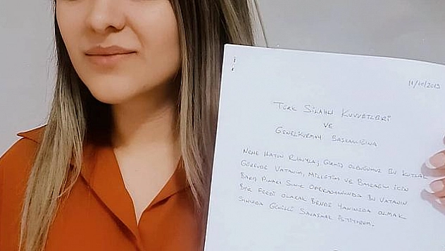 Elazığlı 1 çocuk annesi,'Barış Pınarı Harekatına' katılmak için askerlik başvurusu yaptı 