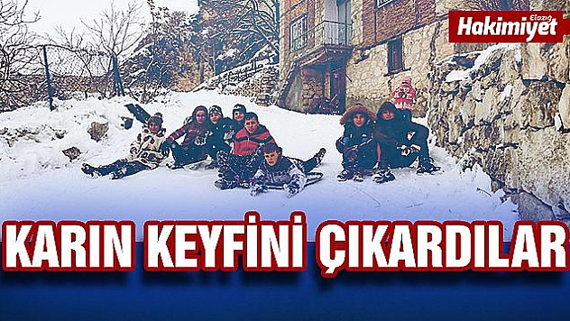 Mahalle arasında çocuklar kayak keyfi yaptı