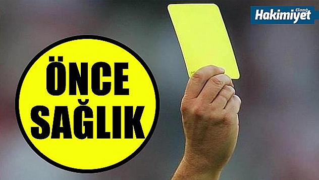 Yere tükürene sarı kart!