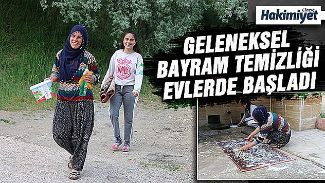 Bayram öncesi asırlık çeşmede halılar yıkandı, kurumaya bırakıldı