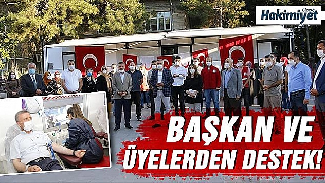 AK PARTİ İL TEŞKİLATI KIZILAY'A KAN BAĞIŞINDA BULUNDU