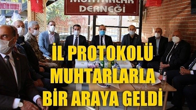 Elazığ protokolü muhtarlarla bir araya geldi