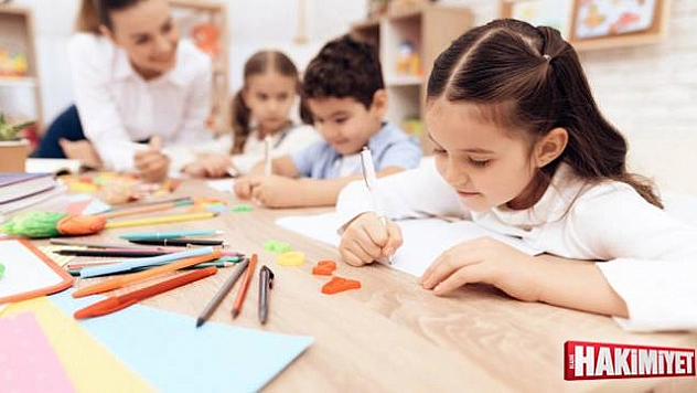 Aile, Çalışma ve Sosyal Hizmetler Bakanlığı'ndan 'Ben De Okuyorum Öykü Dizisi 3-Büyülü Gökkuşağı' kitabı hakkında karar