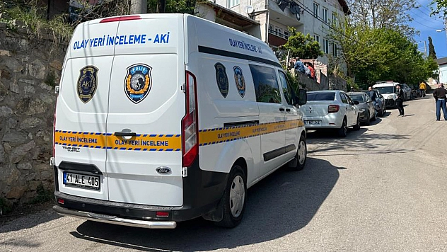 41 Yaşındaki Kadın Evinde Ölü Bulundu!