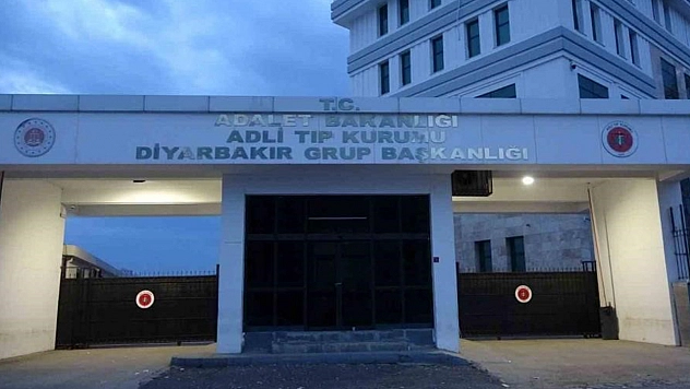 6 yaşındaki çocuk römorkun altında kalarak can verdi