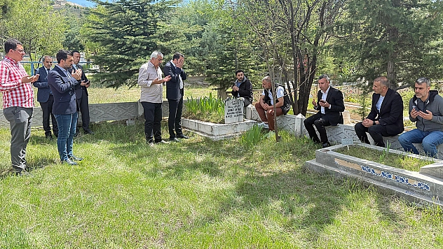 Ahmet Aytar Elazığ'da kabri başında anıldı