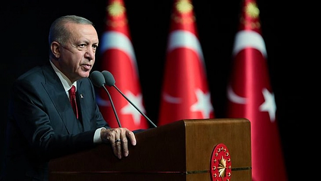 Ak Parti'de Değişim Rüzgârı